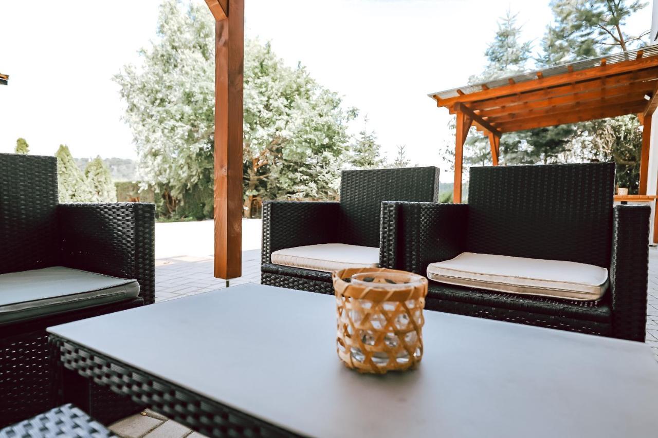 Chaty A Apartmany Hracholusky Kemp Kosatka Pnovany Exterior photo